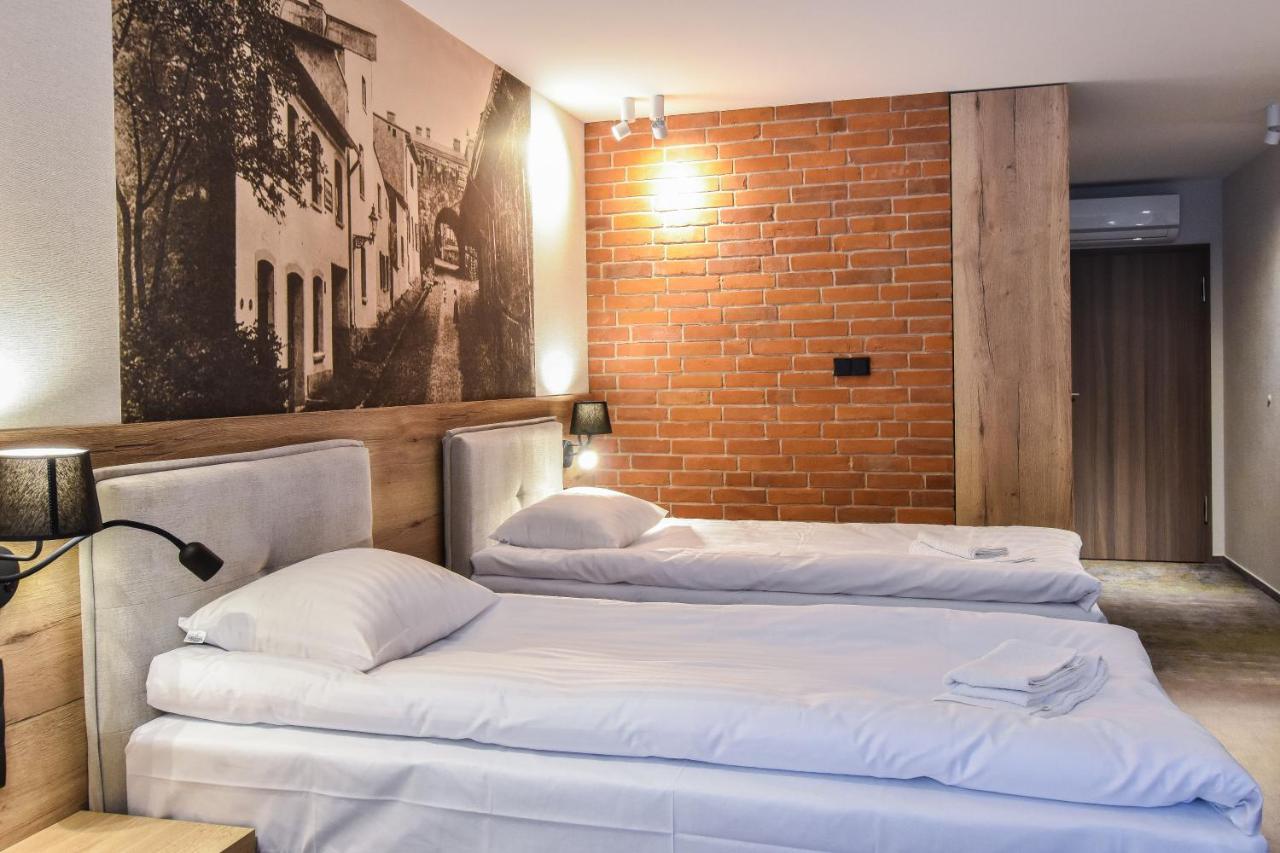 Strzelnica Hotel I Restauracja Starogard Gdanski Ngoại thất bức ảnh
