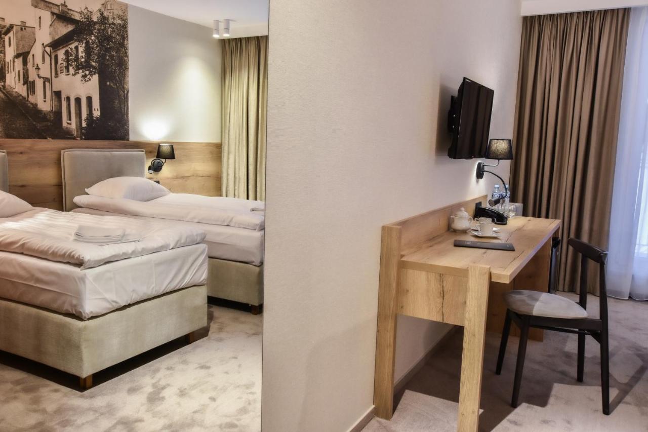 Strzelnica Hotel I Restauracja Starogard Gdanski Ngoại thất bức ảnh
