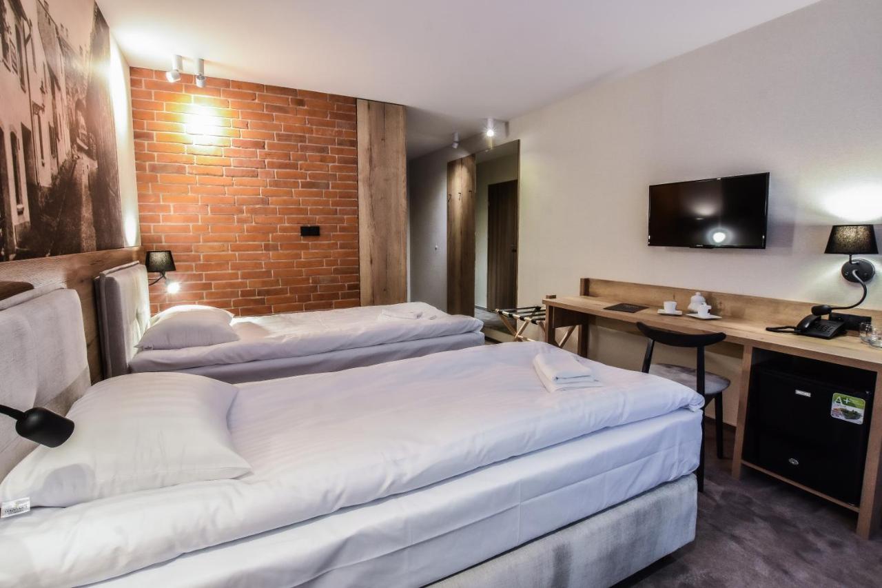 Strzelnica Hotel I Restauracja Starogard Gdanski Ngoại thất bức ảnh